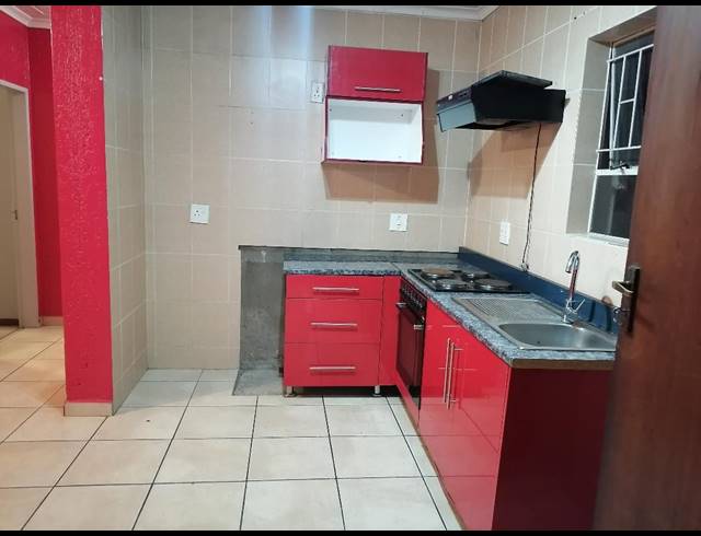 2 bed property to rent in ORMONDE